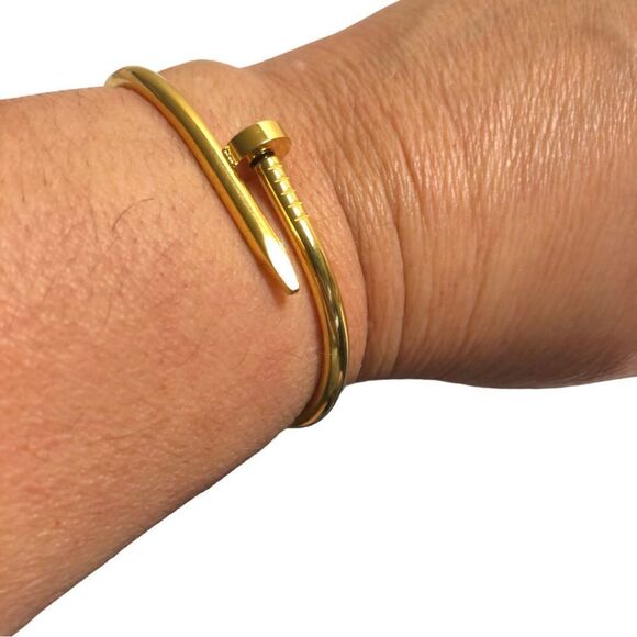 18K Gold Plated Nail Bangle Cuff Bracelet - Picture 10 of 10